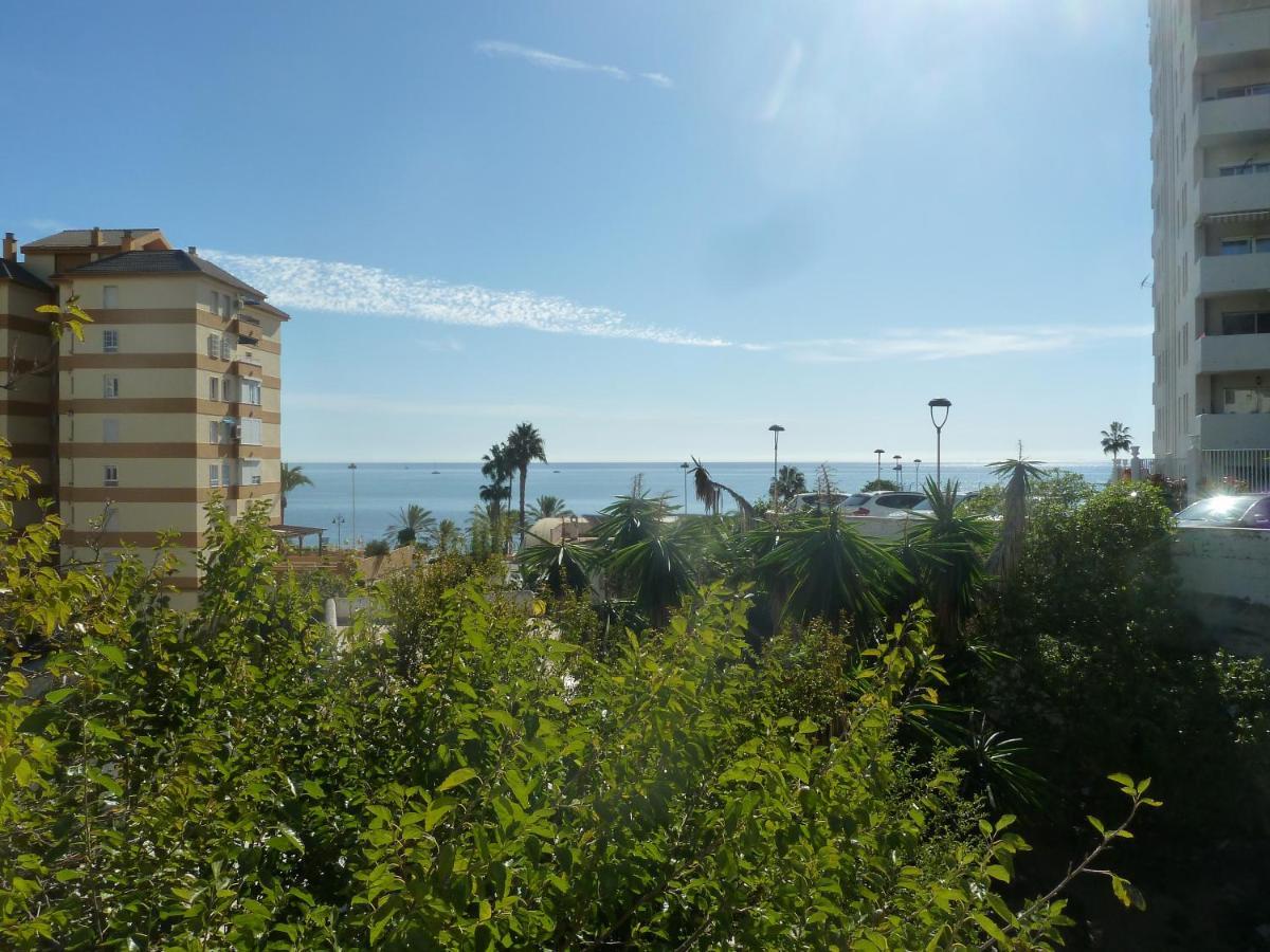Parking Privado Benalbeach Benalmádena Dış mekan fotoğraf